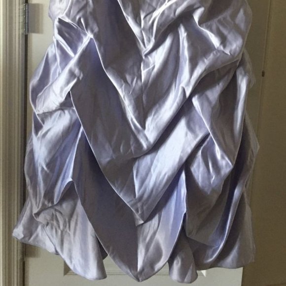 Lavender dress with white Bow on the waist - Picture 4 of 4